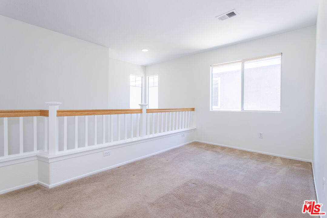 25434 Fitzgerald Avenue Stevenson Ranch, CA 91381 - Photo 30 of 54
