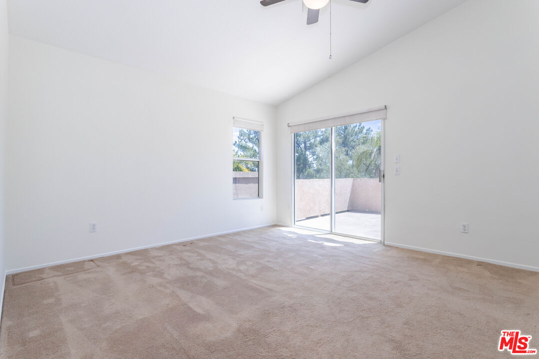 25434 Fitzgerald Avenue Stevenson Ranch, CA 91381 - Photo 32 of 54