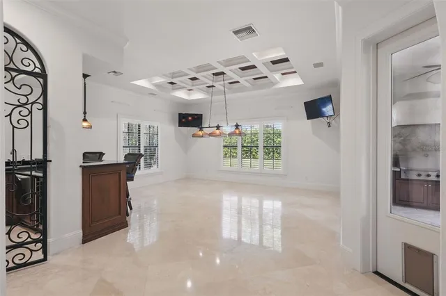 a view of a livingroom with furniture and a area