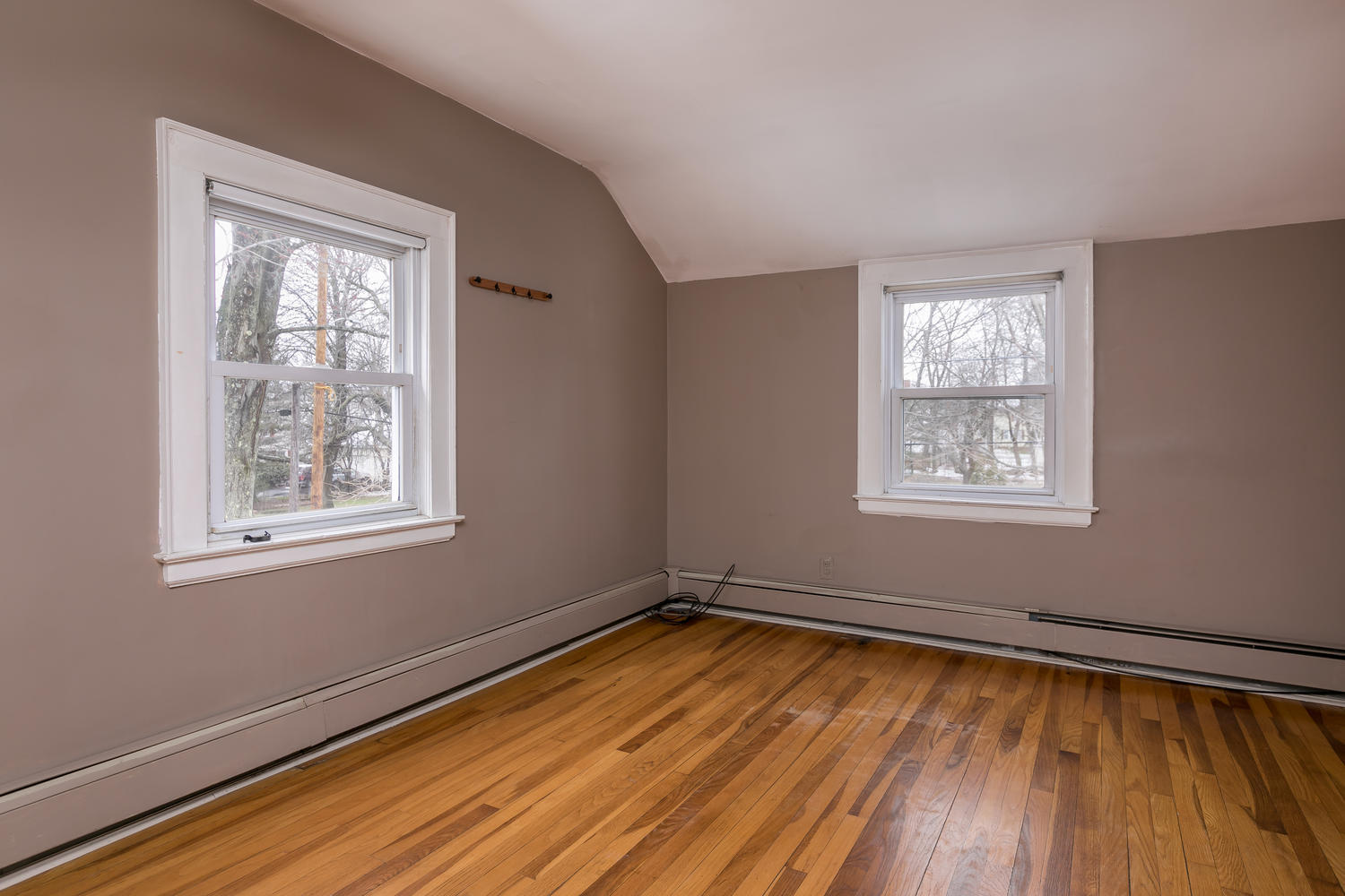 29 Frances Street Portland, ME 04102 - Photo 32 of 59 29 Frances St Portland ME-large-032-024-