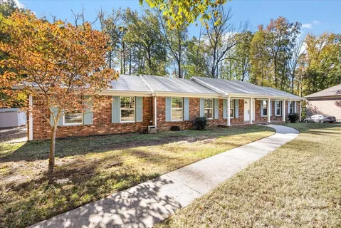 $465,000 | 1840 Stoneyridge Drive, Charlotte, NC 28214