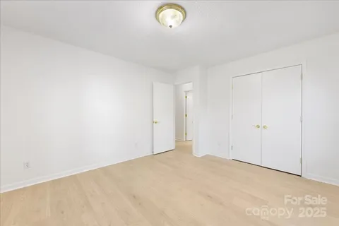 $465,000 | 1840 Stoneyridge Drive, Charlotte, NC 28214