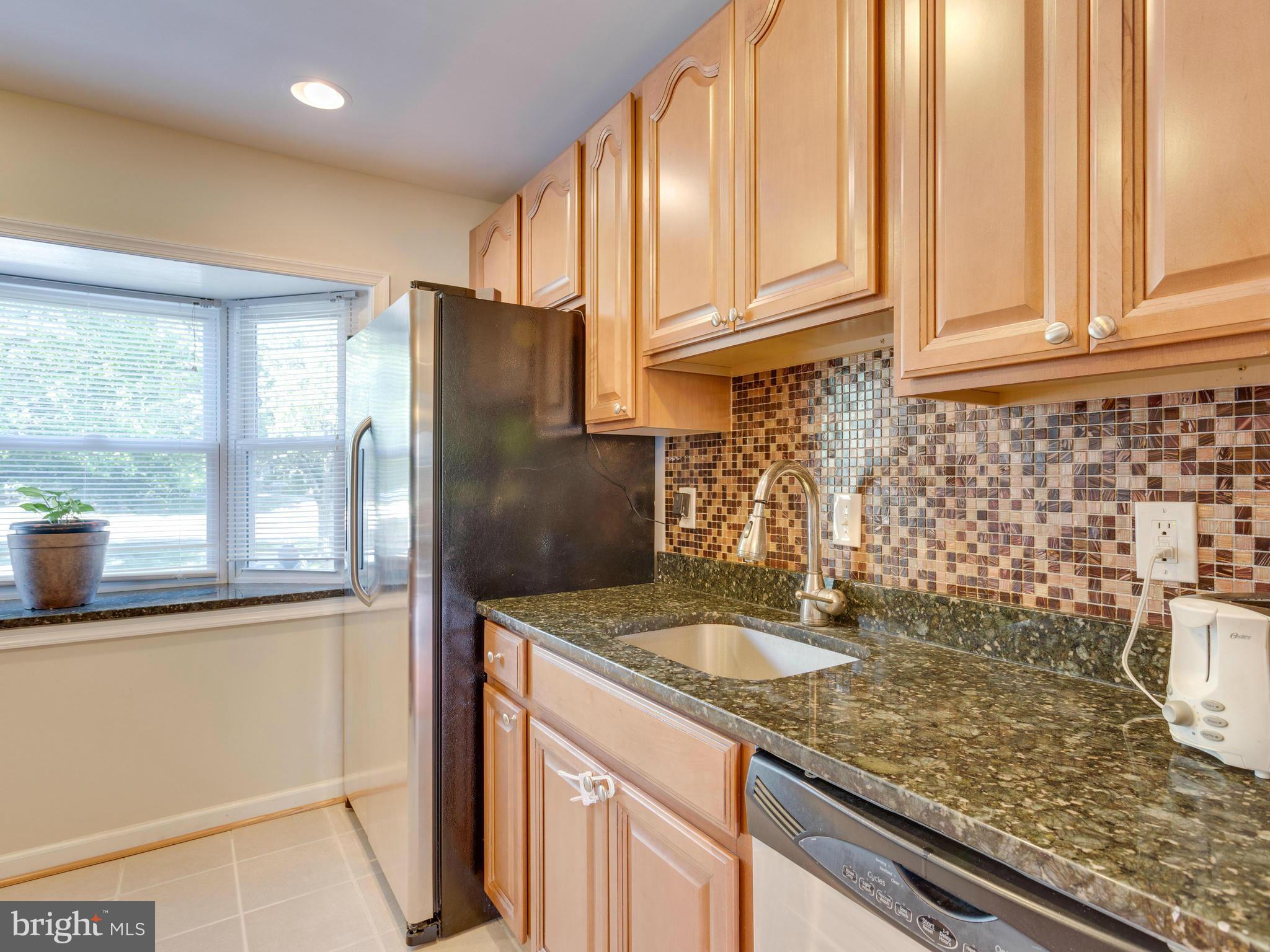 7418 Pohick Road Lorton, VA 22079 - Photo 6 of 30 Kitchen