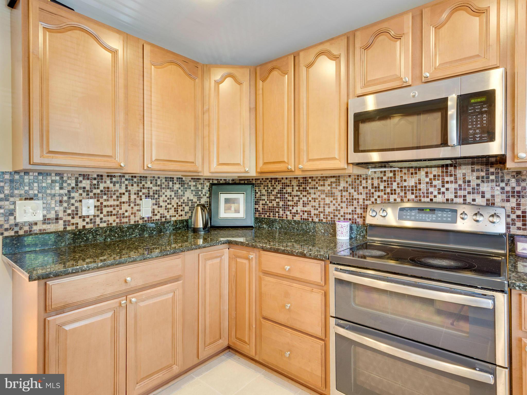 7418 Pohick Road Lorton, VA 22079 - Photo 8 of 30 Kitchen