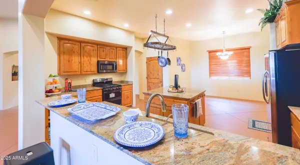 $885,000 | 6754 East Roberto Loop, Hereford, AZ 85615