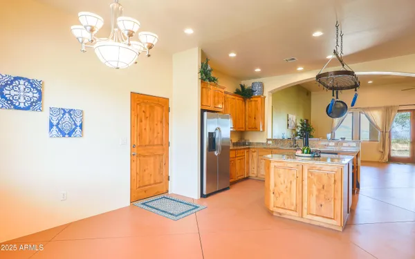 $885,000 | 6754 East Roberto Loop, Hereford, AZ 85615