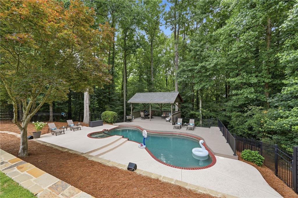 3830 Bishop's Walk Cumming, GA 30041 - Photo 64 of 74