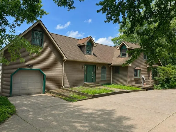 $227,900 | 983 Cleland Mill Road, New Castle, PA 16102