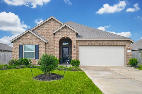$325,000 | 5308 Rushing Brk Lane, Richmond, TX 77469