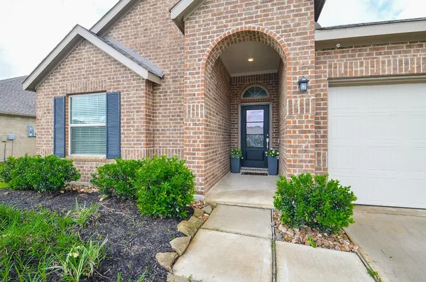 $325,000 | 5308 Rushing Brk Lane, Richmond, TX 77469