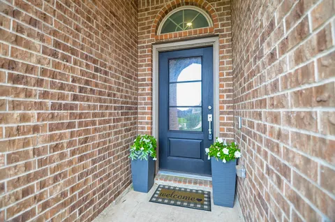 $325,000 | 5308 Rushing Brk Lane, Richmond, TX 77469