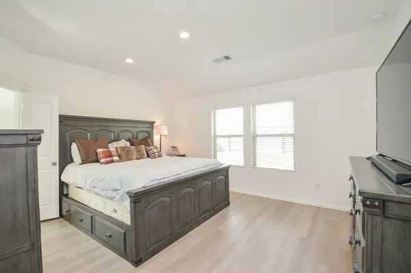 $325,000 | 5308 Rushing Brk Lane, Richmond, TX 77469