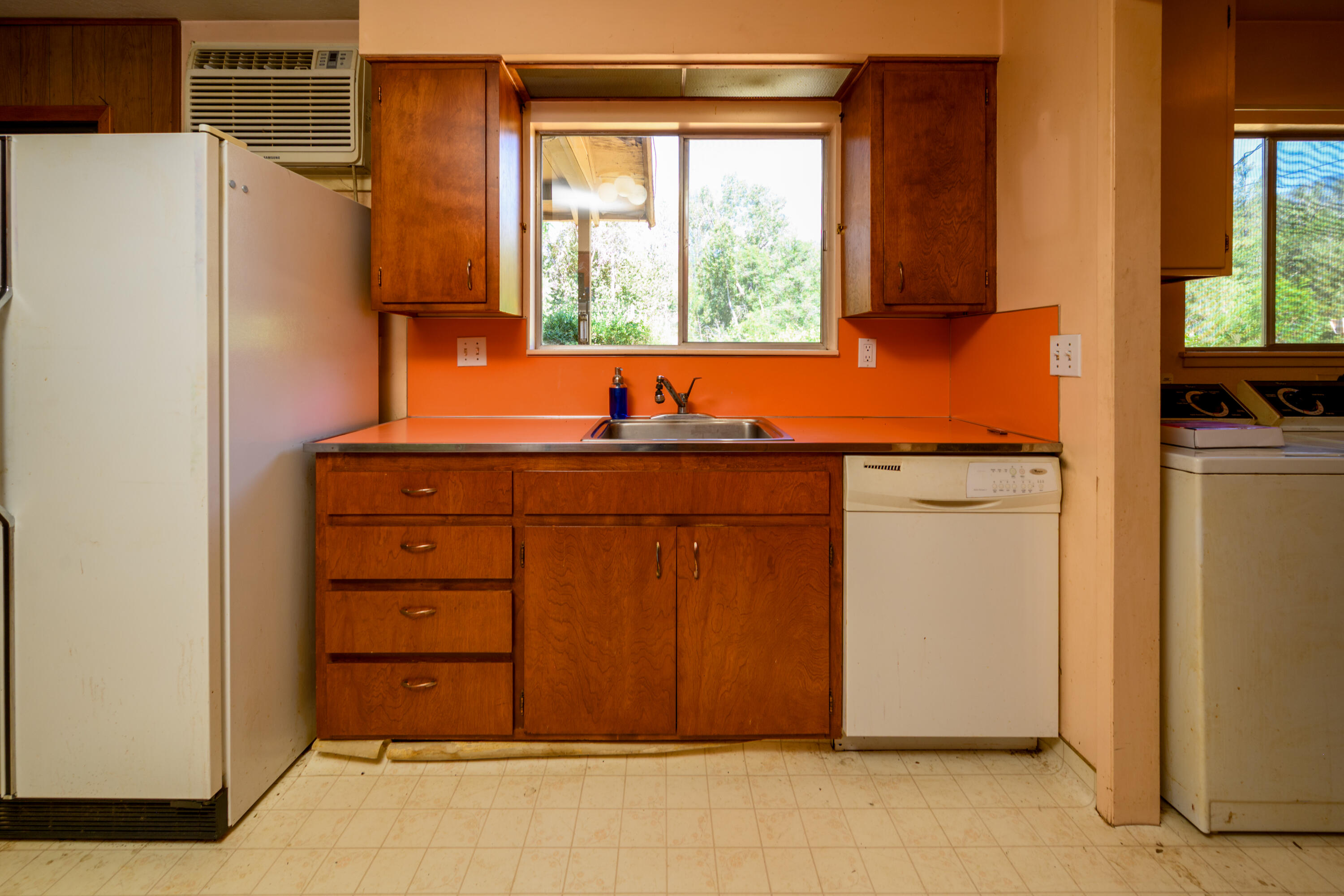 181 Meadow Road Weaverville, CA 96093 - Photo 11 of 38 sink/faucet