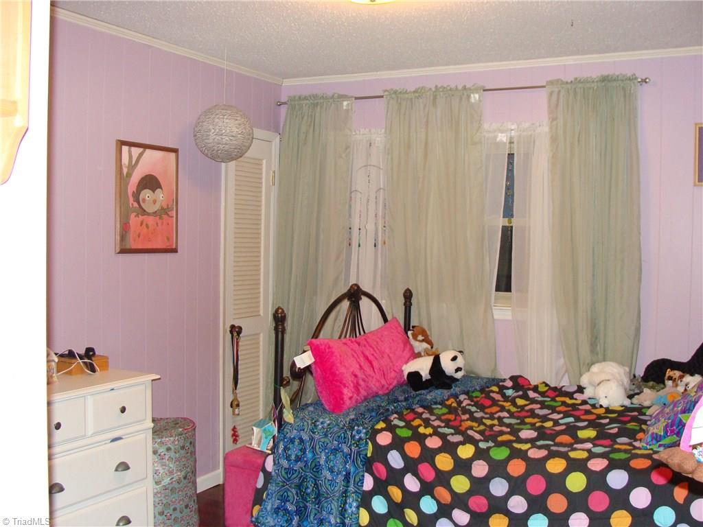 418 Liberty School Road State Road, NC 28676 - Photo 4 of 19 Gallery Image 4