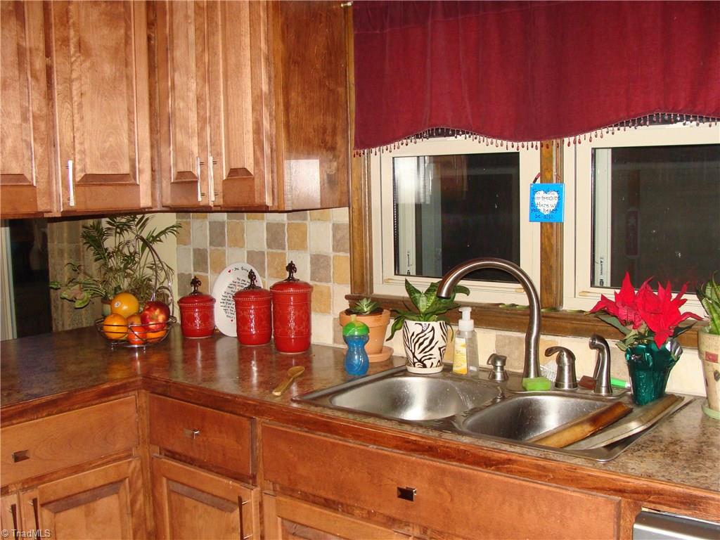 418 Liberty School Road State Road, NC 28676 - Photo 6 of 19 Gallery Image 6