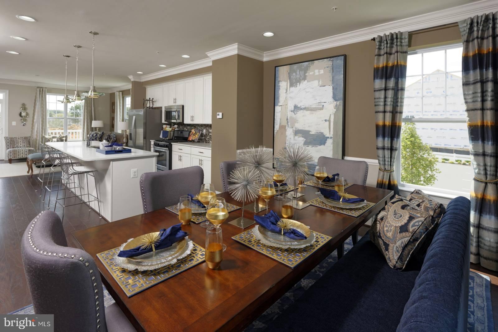 9913 Wood Spring Terrace Lanham, MD 20706 - Photo 4 of 14 Family Room