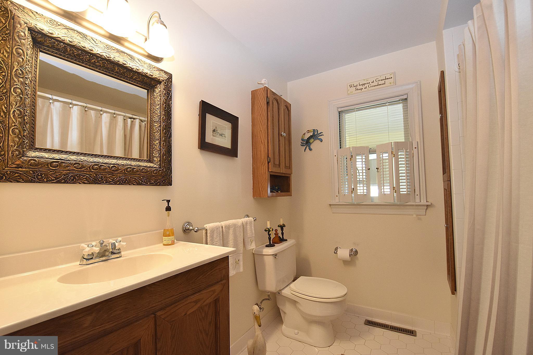 4889 Black Walnut Point Road Tilghman, MD 21671 - Photo 16 of 30 Bath
