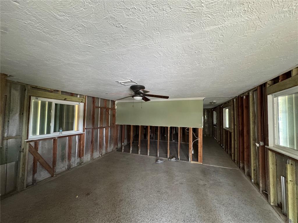 432 Tampa Road Palm Harbor, FL 34683 - Photo 3 of 10