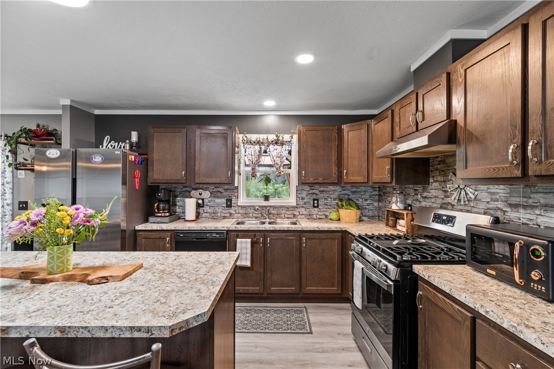 7375 Hutton Road Smithville, OH 44677 - Photo 11 of 32 Gallery Image 11