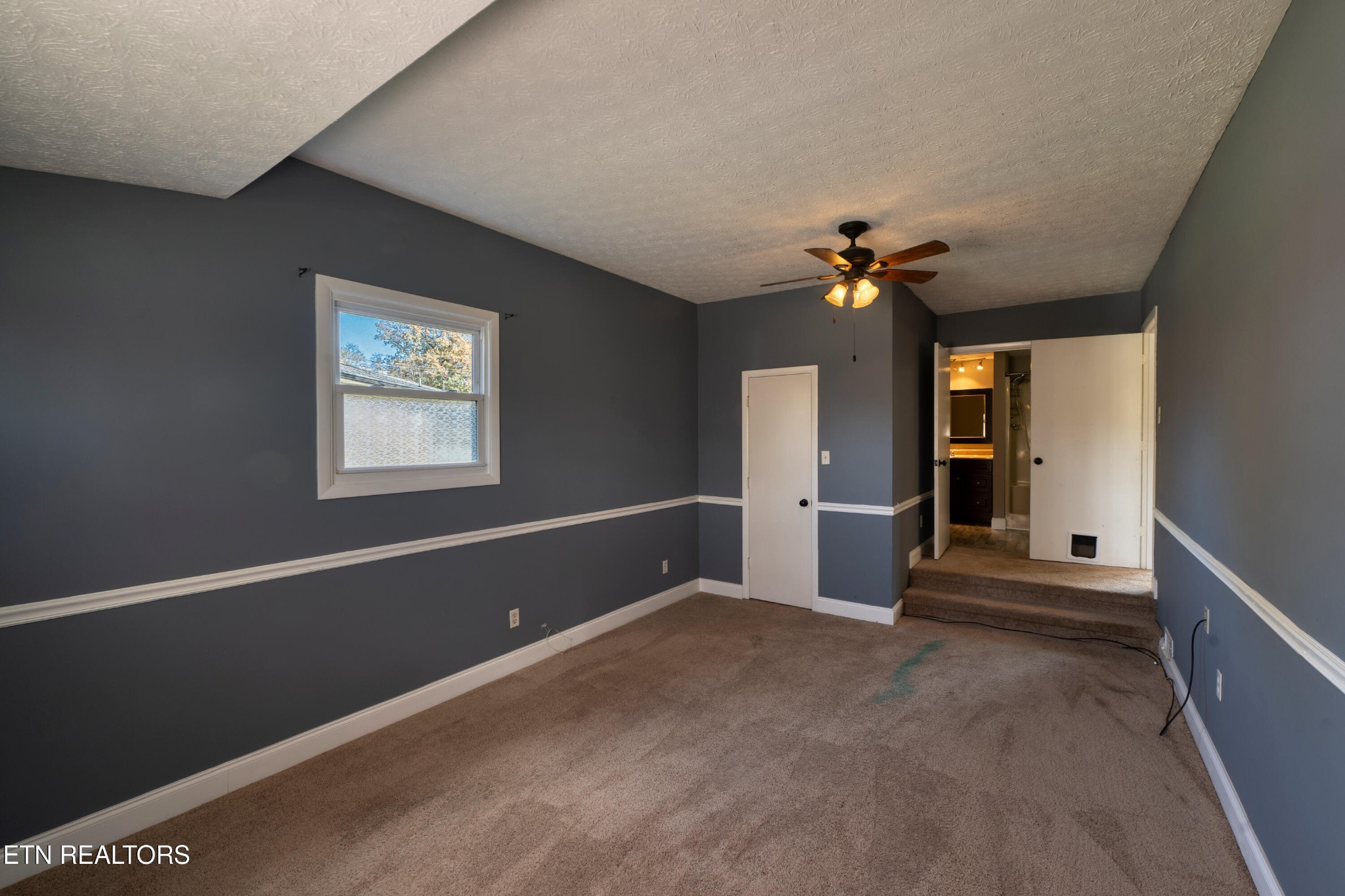 3830 Sullivan Road Knoxville, TN 37921 - Photo 11 of 28 a view of an empty room with a window