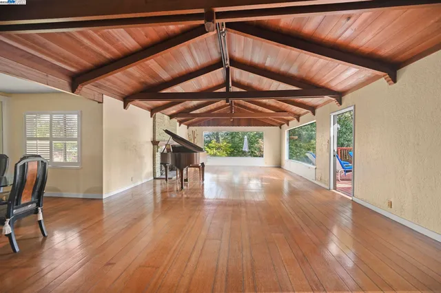 $1,988,000 | 799 Moraga Road, Lafayette, CA 94549