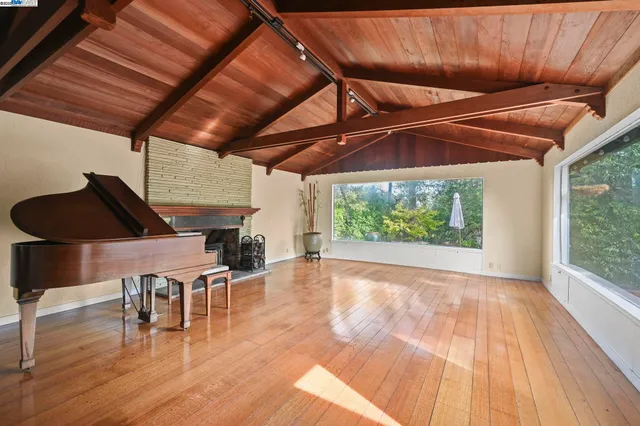 $1,988,000 | 799 Moraga Road, Lafayette, CA 94549