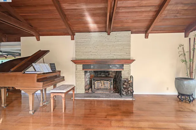 $1,988,000 | 799 Moraga Road, Lafayette, CA 94549