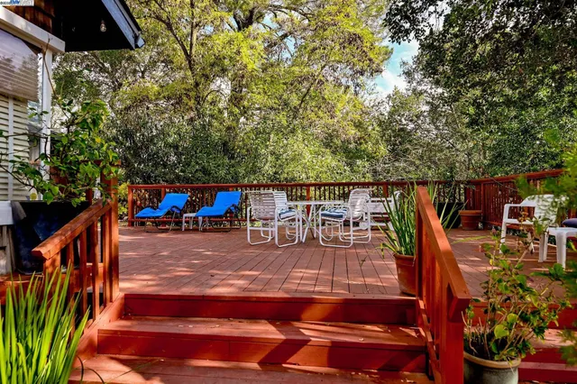 $1,988,000 | 799 Moraga Road, Lafayette, CA 94549