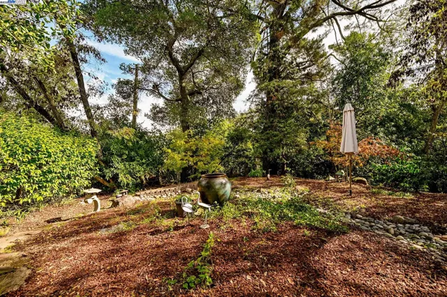 $1,988,000 | 799 Moraga Road, Lafayette, CA 94549