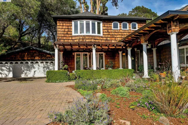 $1,988,000 | 799 Moraga Road, Lafayette, CA 94549