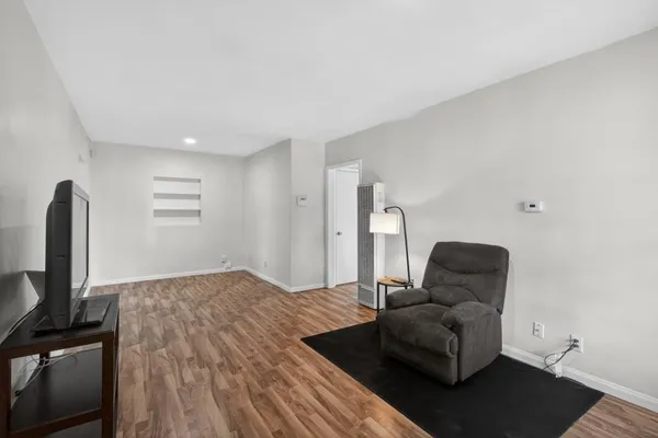$325,000 | 5312 Rockwell Drive, North Highlands, CA 95660