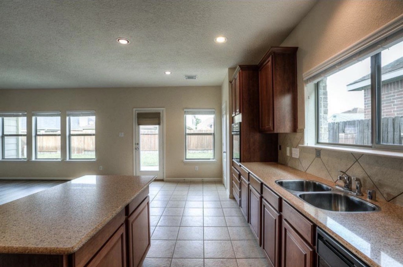 29610 Legends Glen Drive Spring, TX 77386 - Photo 7 of 27