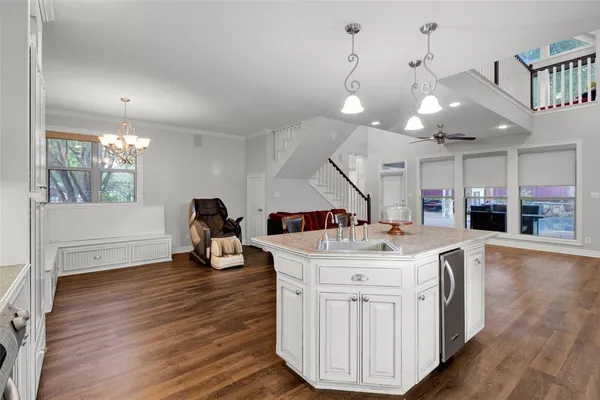$3,300 | 3815 Holly Ridge Drive, Unit GUEST, Longview, TX 75605