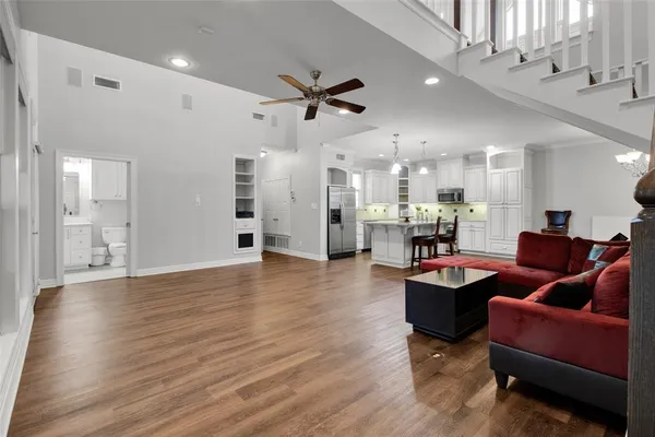 $3,300 | 3815 Holly Ridge Drive, Unit GUEST, Longview, TX 75605