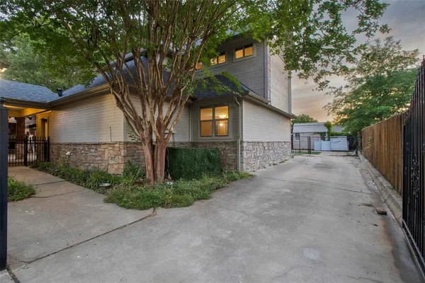 $3,300 | 3815 Holly Ridge Drive, Unit GUEST, Longview, TX 75605