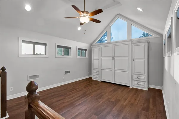 $3,300 | 3815 Holly Ridge Drive, Unit GUEST, Longview, TX 75605