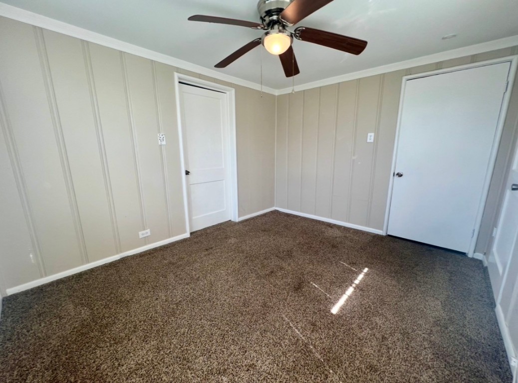 415 Randall Street Pasadena, TX 77506 - Photo 11 of 13 a view of an empty room