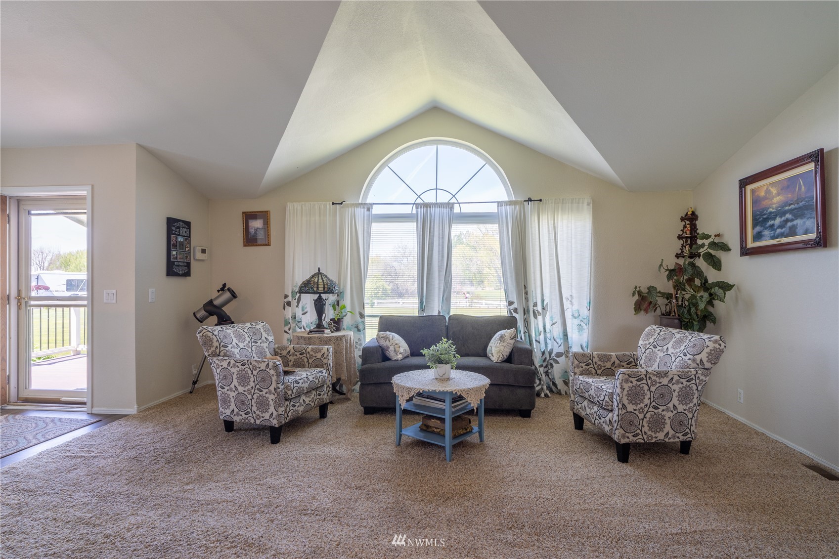 4431 K 1st Road Northeast Moses Lake, WA 98837 - Photo 6 of 39 Gallery Image 6