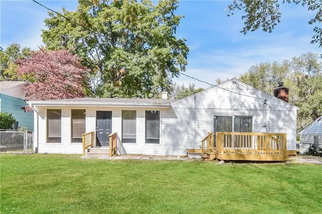 $1,695 | 9205 East 74 Terrace, Raytown, MO 64133