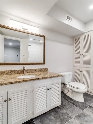 $2,800 | 11108 Valleydale Drive, Unit B, Dallas, TX 75230