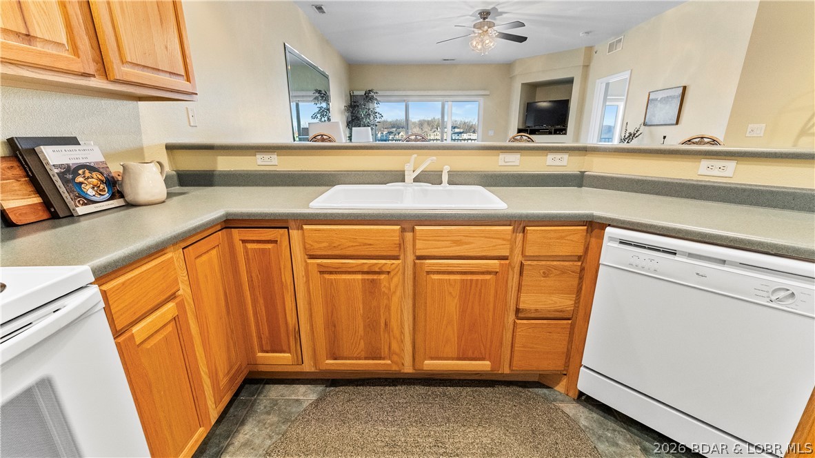 1181 Jeffries Road, Unit B307 Osage Beach, MO 65065 - Photo 13 of 44 Kitchen