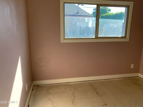 $279,900 | 5231 West Cambridge Avenue, Phoenix, AZ 85035