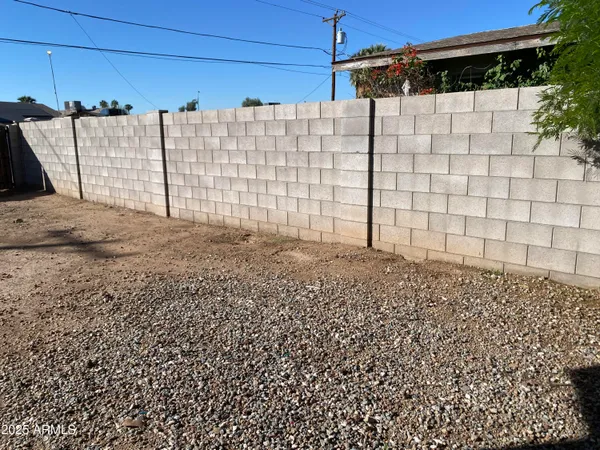 $279,900 | 5231 West Cambridge Avenue, Phoenix, AZ 85035