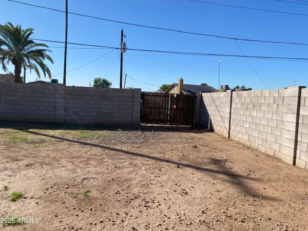 $279,900 | 5231 West Cambridge Avenue, Phoenix, AZ 85035
