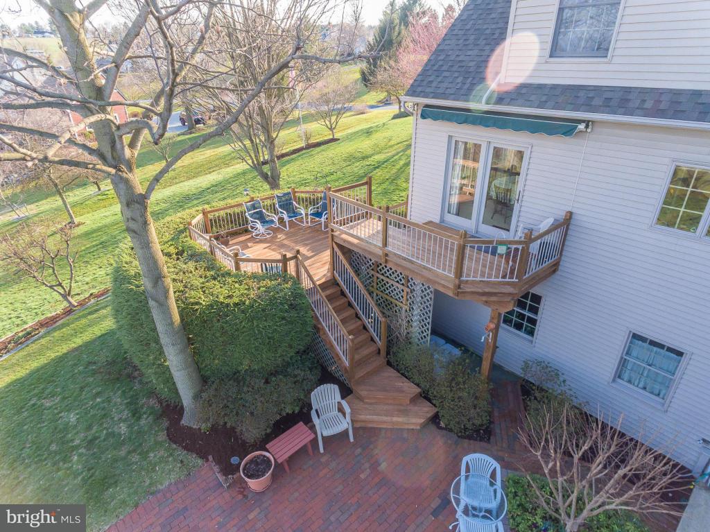 5 Strawberry Lane Lititz, PA 17543 - Photo 5 of 53