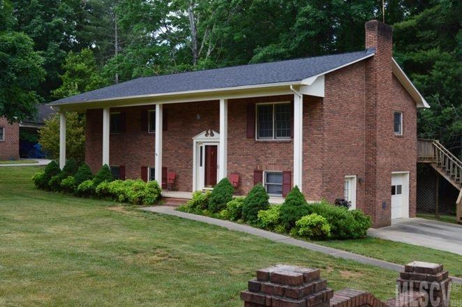 137 Spring Street Hudson, NC 28638 - Photo 1 of 14 Gallery Image 1