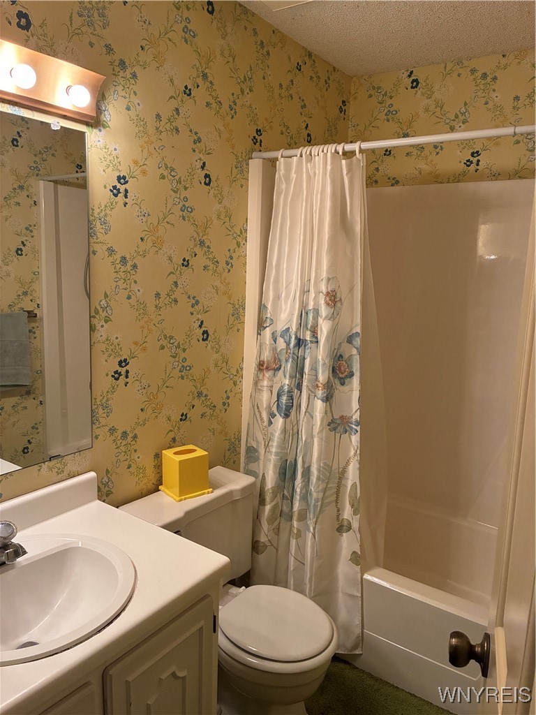 70 Hickory Hill Road Amherst, NY 14221 - Photo 28 of 36