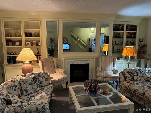 $269,900 | 70 Hickory Hill Road, Amherst, NY 14221