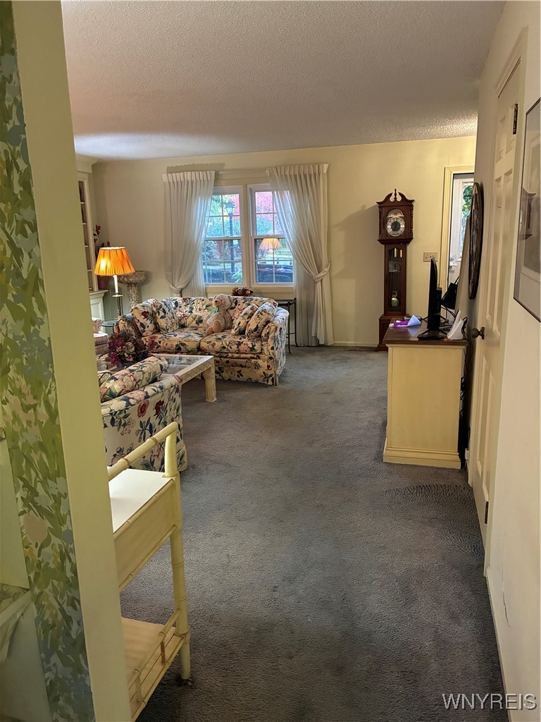 70 Hickory Hill Road Amherst, NY 14221 - Photo 7 of 36