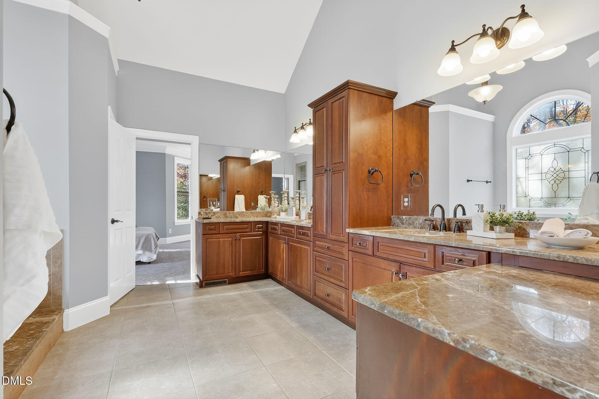 7320 Duncans Ridge Way Fuquay-Varina, NC 27526 - Photo 43 of 80 Primary bath